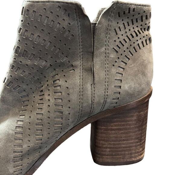 Vince Camuto Tereena Womens Gray Chunky Heel Suede Suede Boots Booties 8.5 - Picture 4 of 16
